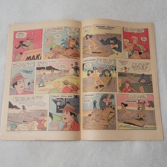 Scooby Doo #1 What A Night For A Knight Comic Book 1970 - Picture 12 of 16